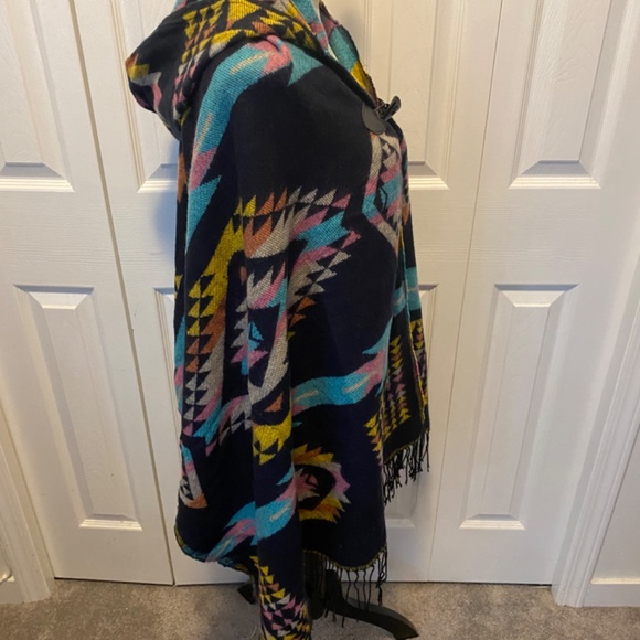 SW style cape - Picture 6 of 7